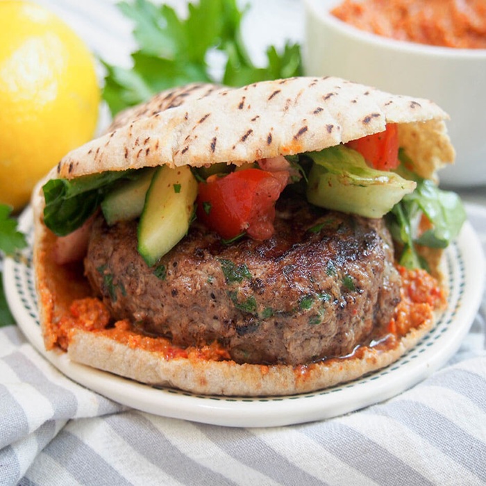 Burgers — American cuisine